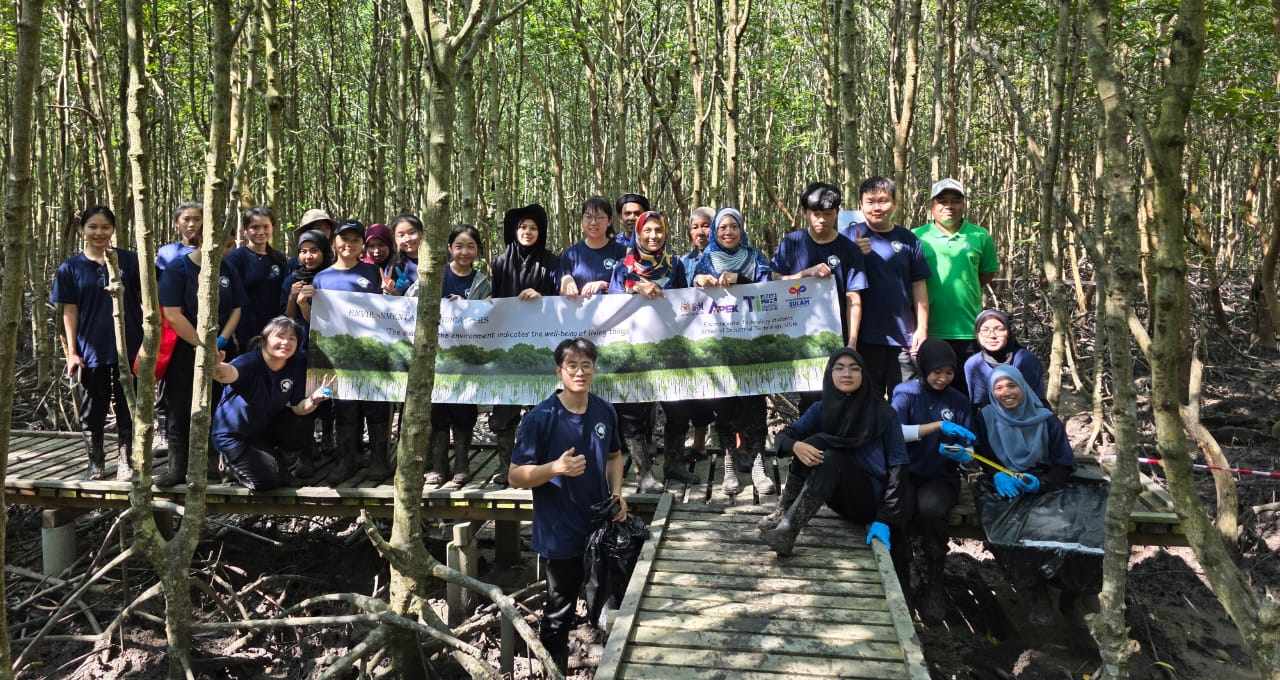 Community Empowerment and Local Mangrove Products