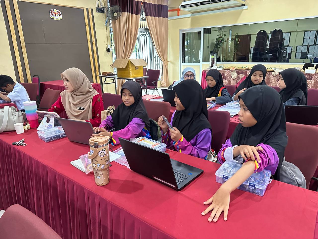 WhatsApp Image 2025 11 05 at 10.40.10 3