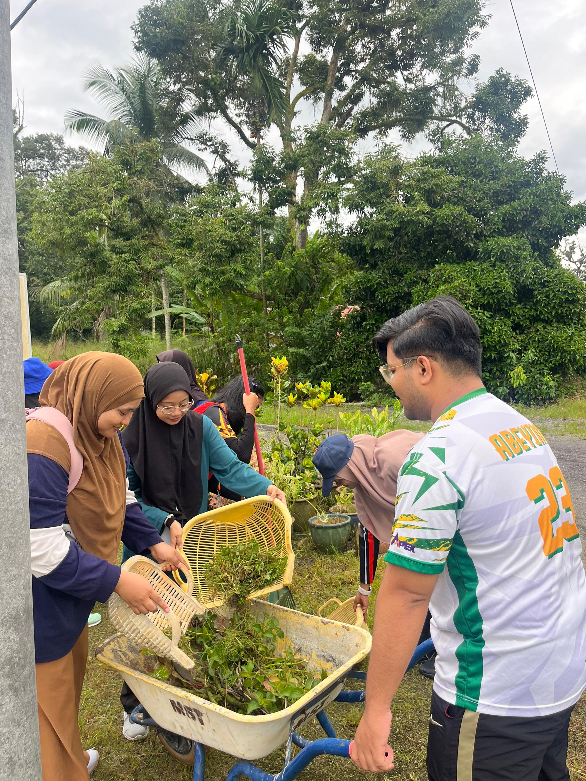 WhatsApp Image 2025 12 04 at 19.46.32