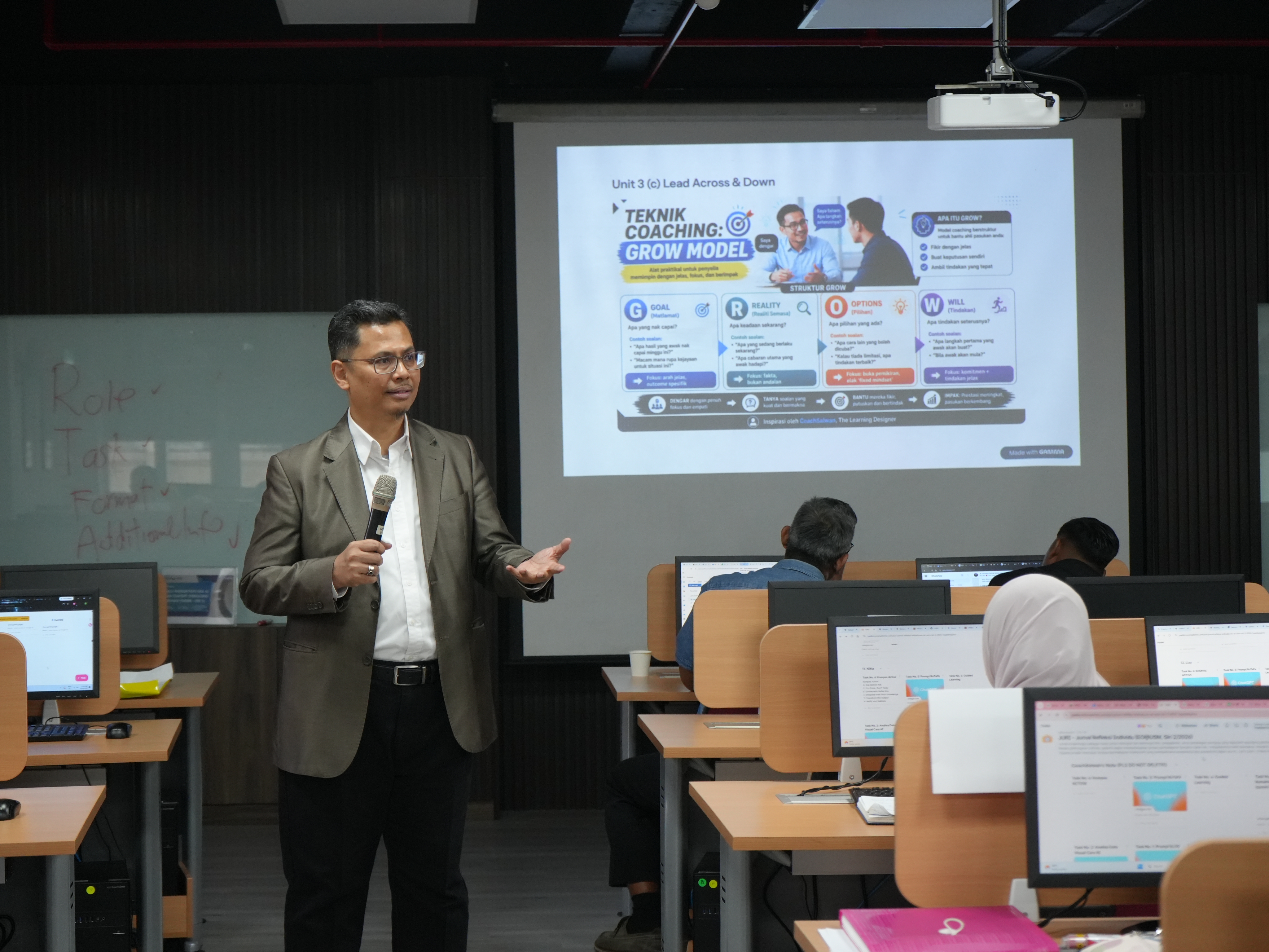 Program latihan pemerkasaan AI anjuran PTI USM