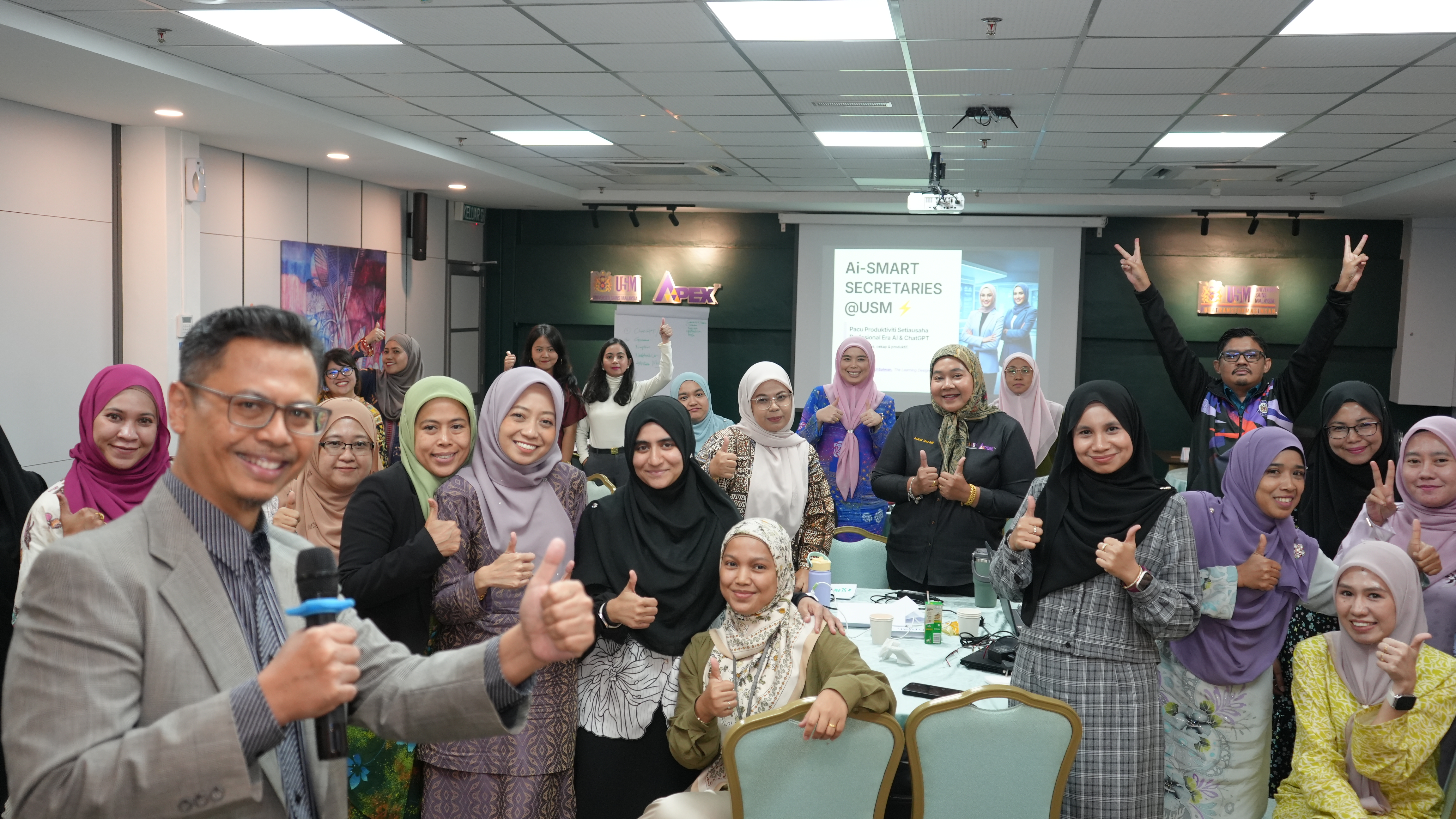 Gambar kenangan peserta program latihan AI PTI USM