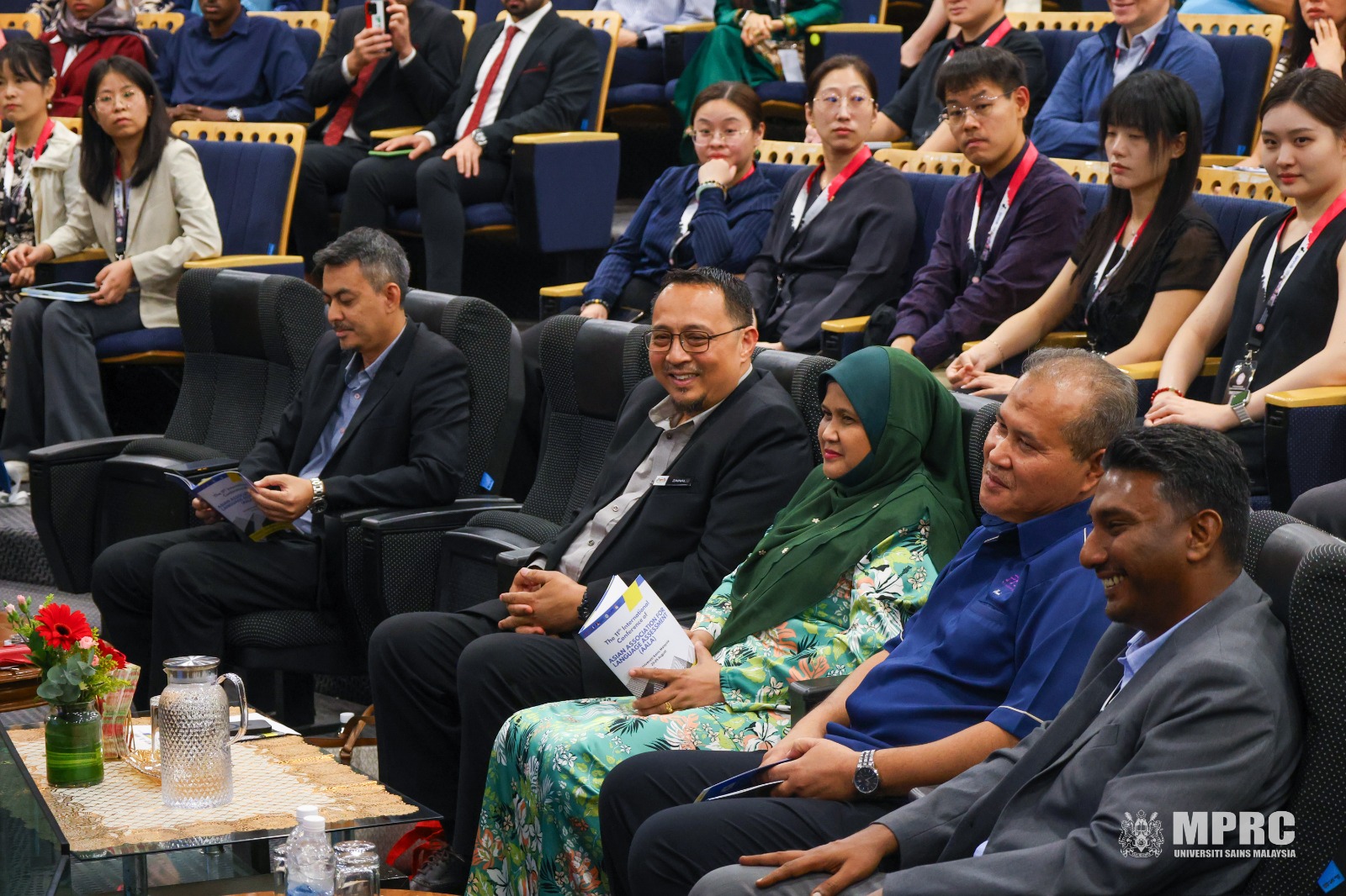 246a6cae f865 443b b728 16435a799fbc