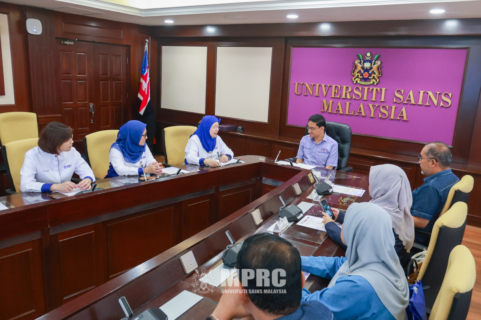 27f37f29 e88c 43e6 8a8d 2450cfd293ab