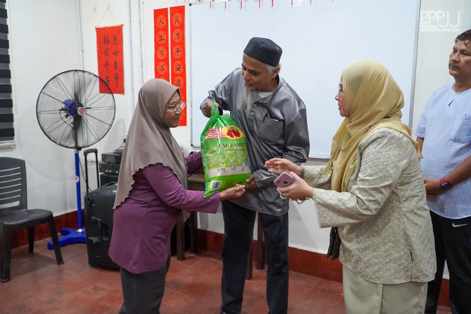 7196855e f78a 4efb a30c 9585db0dff27