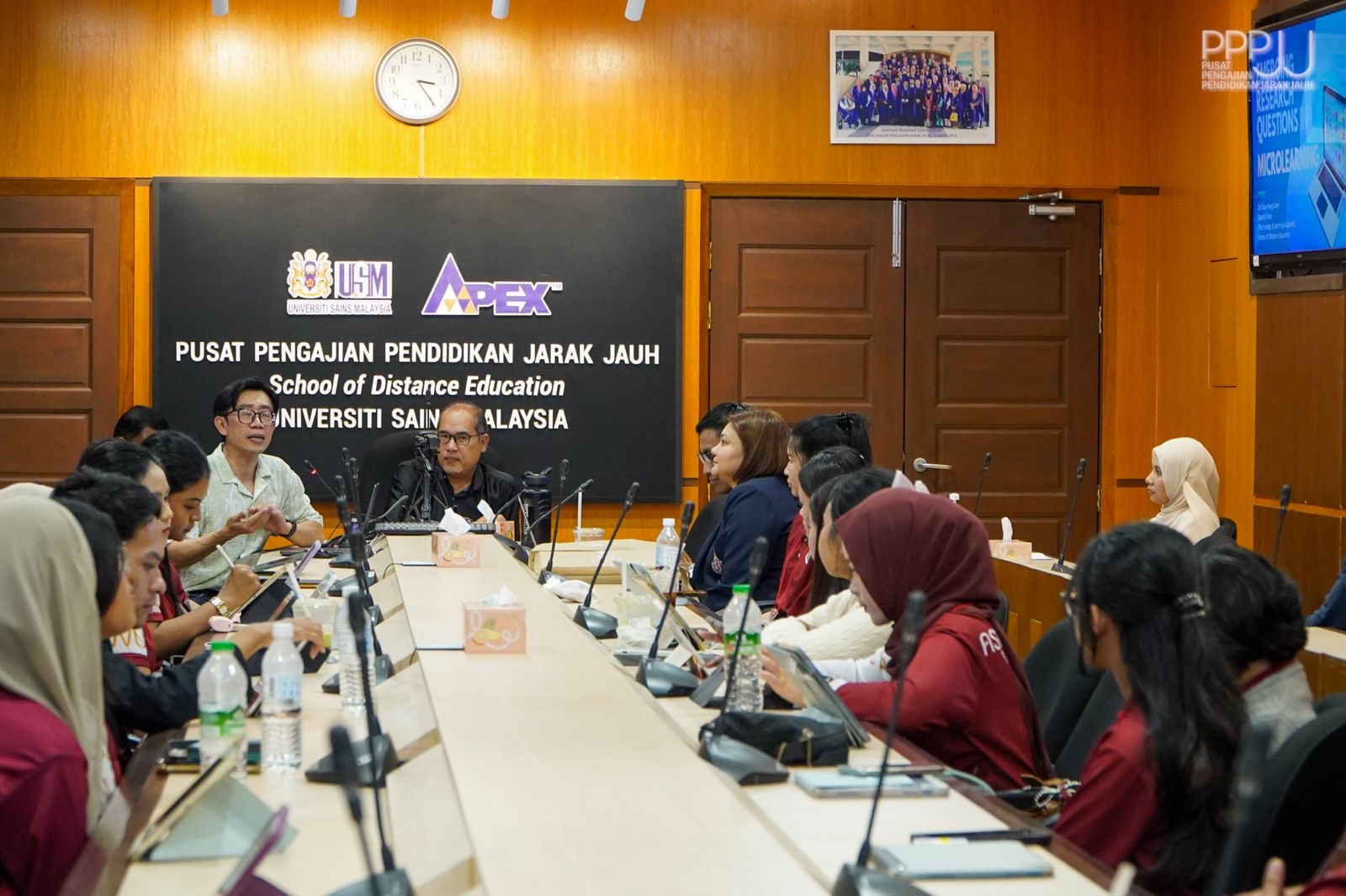 Delegasi Walailak University bersama warga PPPJJ USM