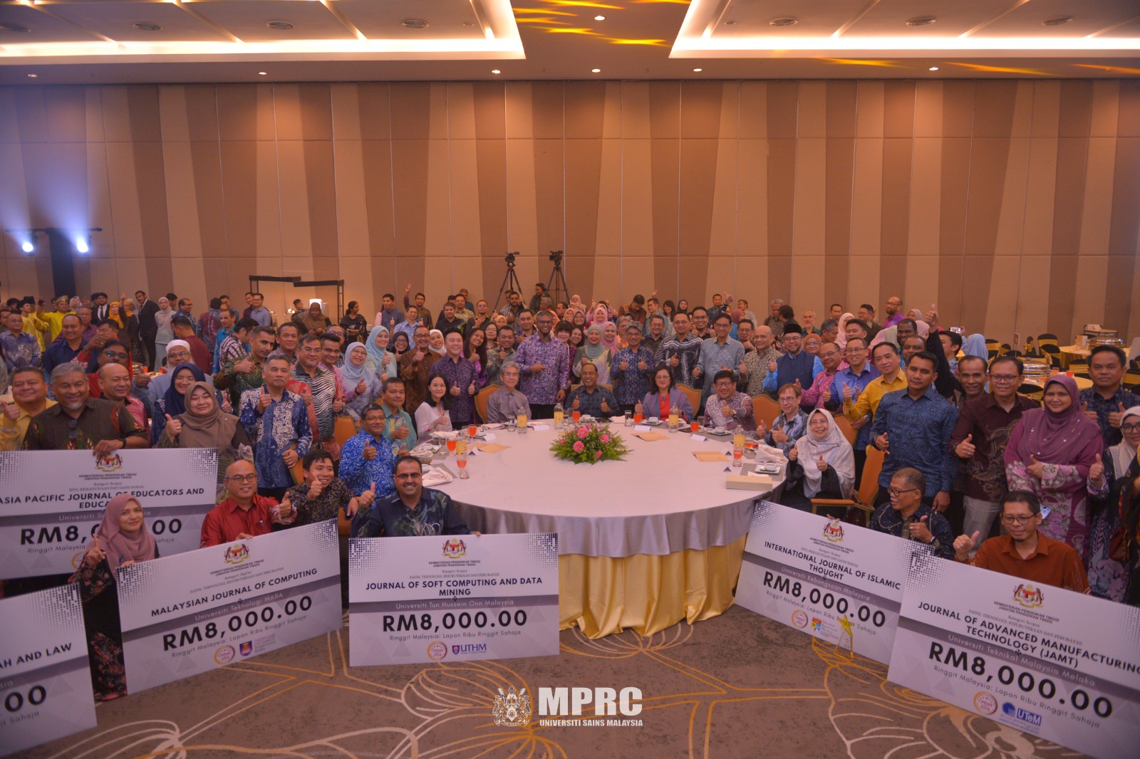 PHOTO 2025 11 06 23 33 25 2