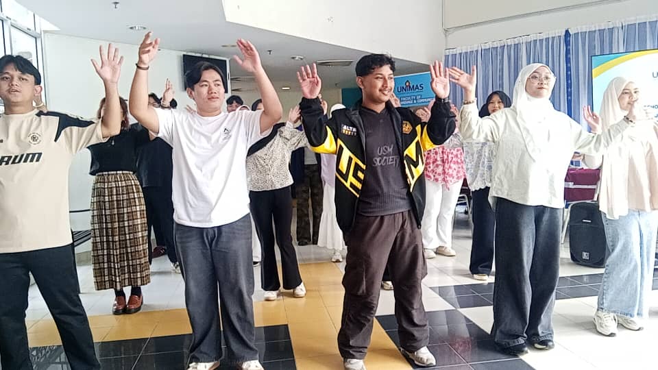 b0e63c99 2c41 4d19 8521 44af87c24130