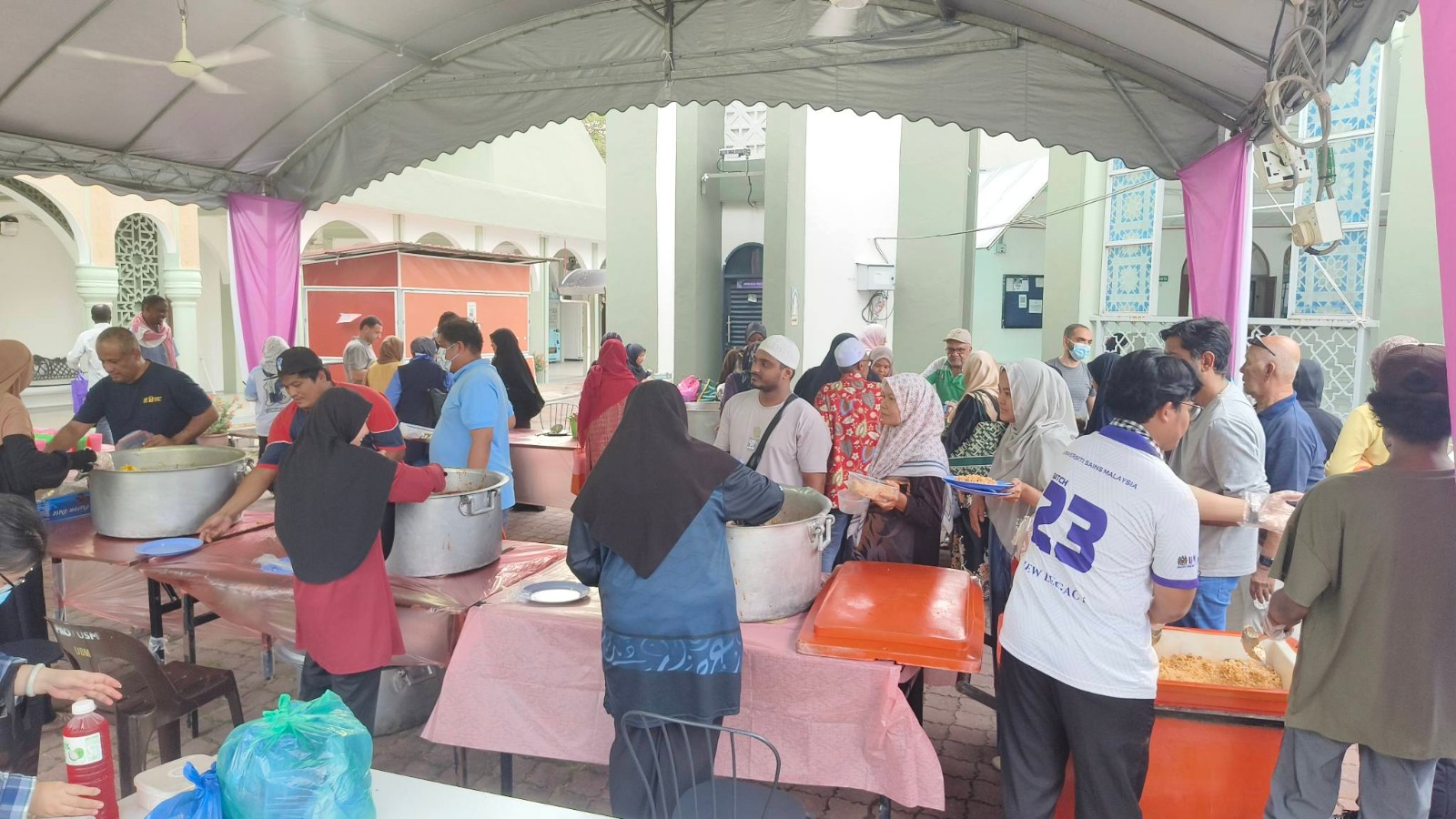 ede8e4b7 61a4 4900 8c17 aad41287936a