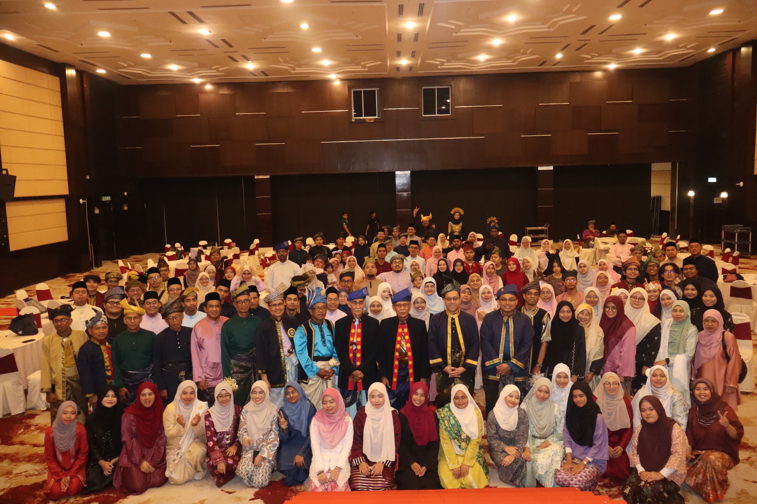 MALAM SANTAPAN SETULUS KASIH MEDAN IKTIRAF SUMBANGAN DAN KERINGAT AHLI PSSCMUSM 1